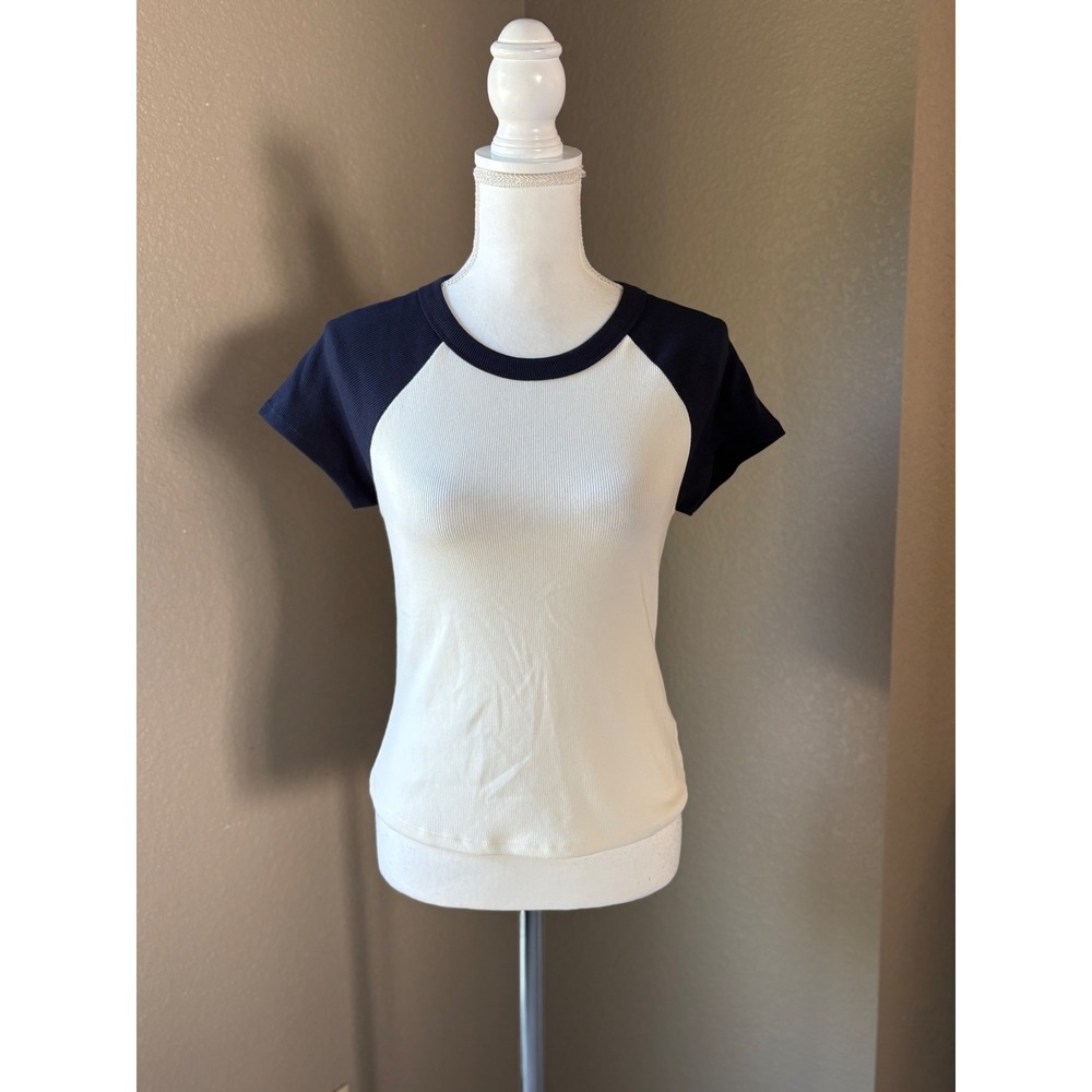Old Navy Womens Snug Fit Ribbed Raglan Baseball Tee White Navy Blue Size M NEW